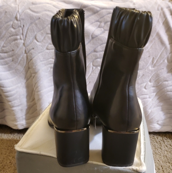 Tamaris Boots - Picture 5 of 6